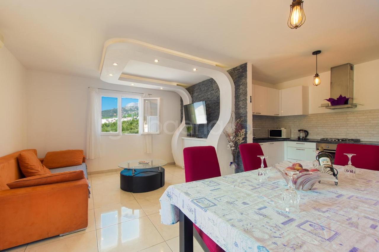 Apartment Vesna With Balcony & Free Parking Makarska Dış mekan fotoğraf