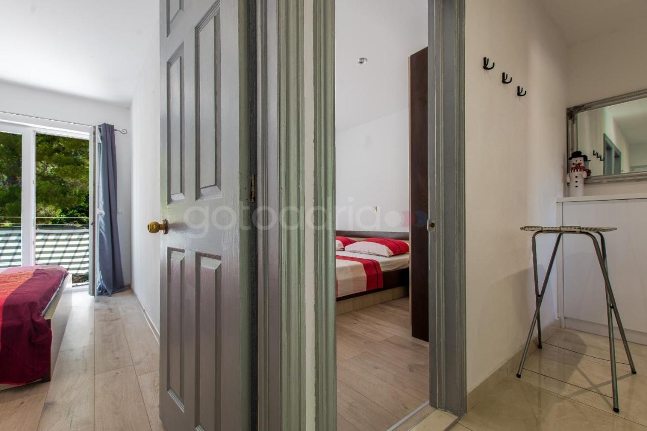 Apartment Vesna With Balcony & Free Parking Makarska Dış mekan fotoğraf