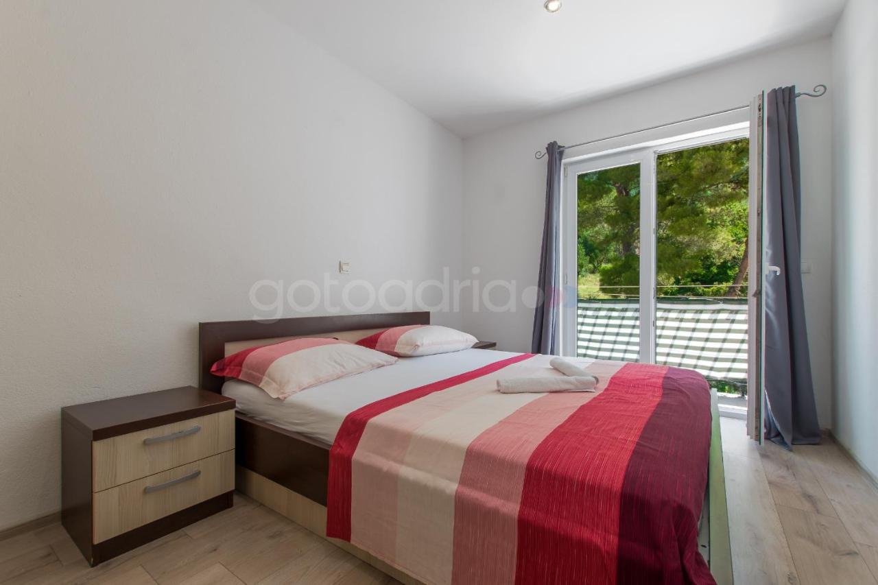 Apartment Vesna With Balcony & Free Parking Makarska Dış mekan fotoğraf